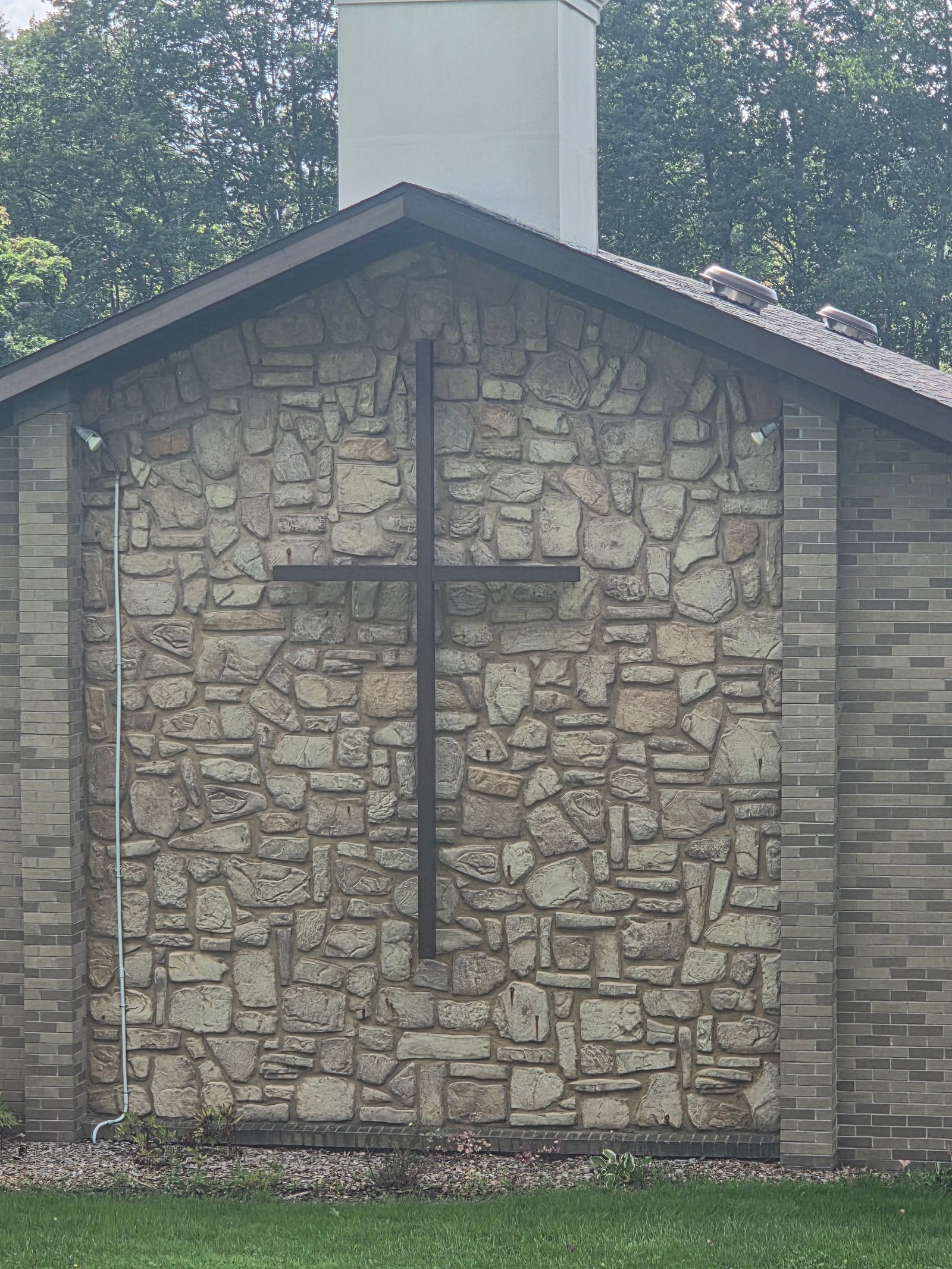 Original Grace Bible Church property photograph 11
